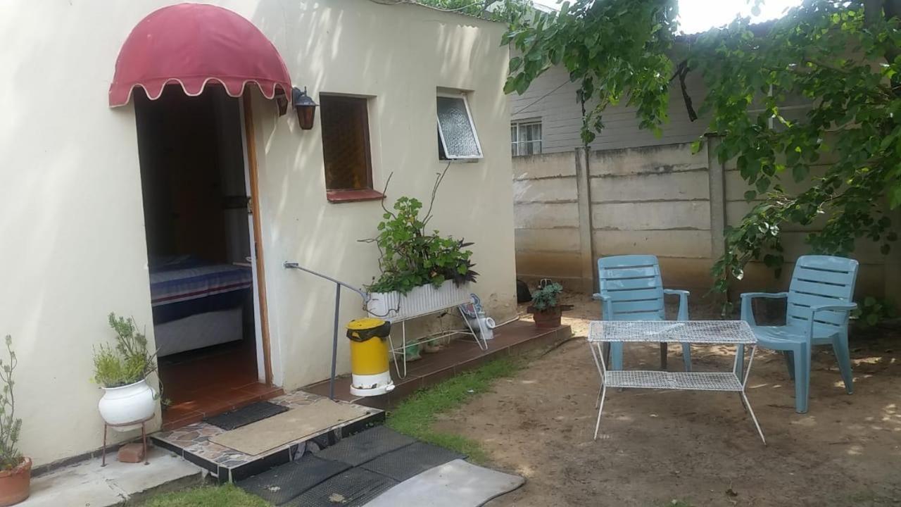Heila'S In House Family Room-Homestay! Блоемфонтейн Екстериор снимка